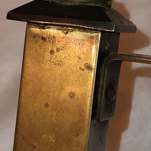 Antique Victorian Brass Oil Lamp Holder - Picture 12 of 12